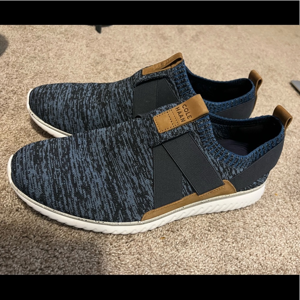 Never worn heathered blue slip on sneaker